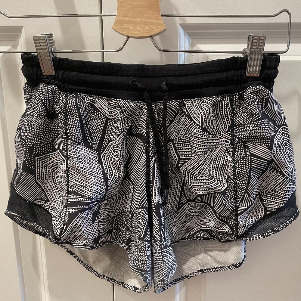 lululemon Hotty Hot Shorts